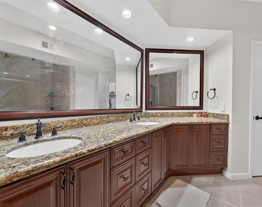 6000 Sugar Hill Drive - Photo Thumbnail 19