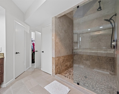 6000 Sugar Hill Drive - Photo Thumbnail 18