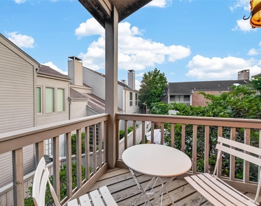 6000 Sugar Hill Drive - Photo Thumbnail 17