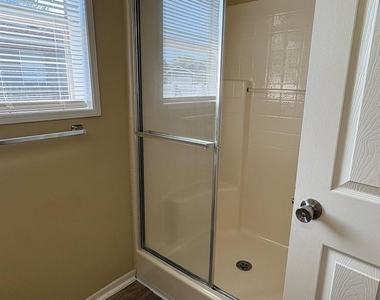 10002 Sugarvine Lane - Photo Thumbnail 9