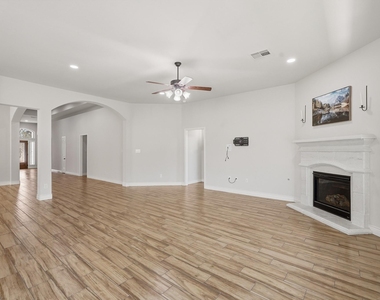 29203 Erica Lee Court - Photo Thumbnail 21