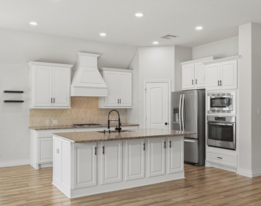 29203 Erica Lee Court - Photo Thumbnail 22