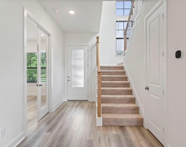 1511 Emma Lake Drive - Photo Thumbnail 1