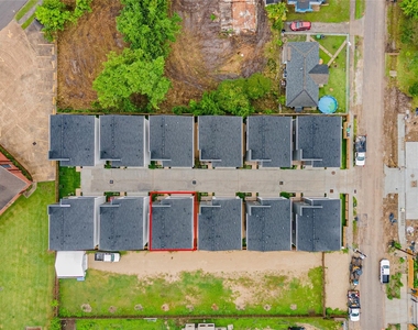 812 Elkhart Street - Photo Thumbnail 34