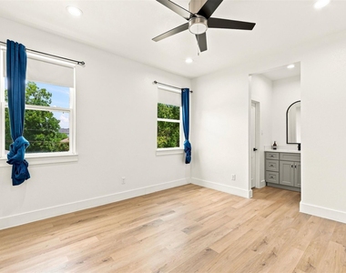 4217 Hare Street - Photo Thumbnail 22