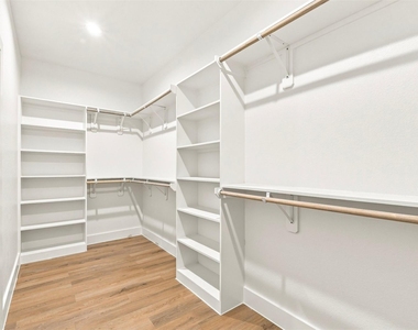 4217 Hare Street - Photo Thumbnail 17