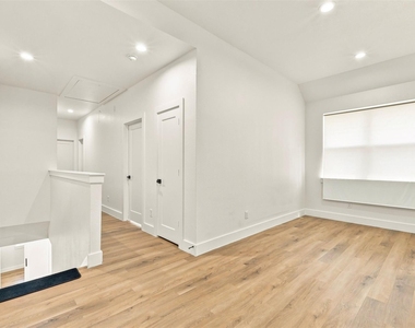 4217 Hare Street - Photo Thumbnail 12