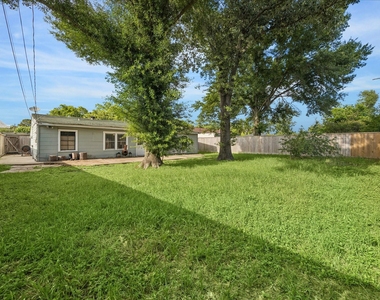 6621 Westview - Photo Thumbnail 14