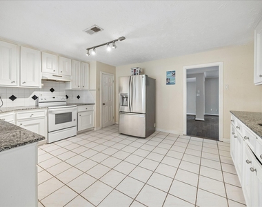 6621 Westview - Photo Thumbnail 5