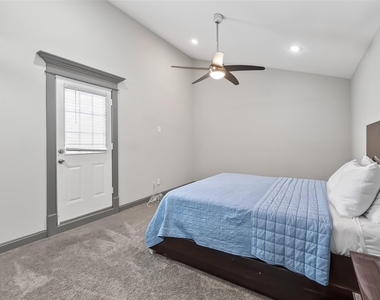 11280 Braes Forest Drive - Photo Thumbnail 40