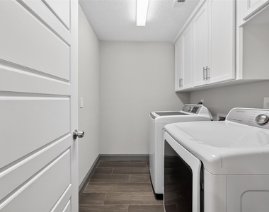 11280 Braes Forest Drive - Photo Thumbnail 24