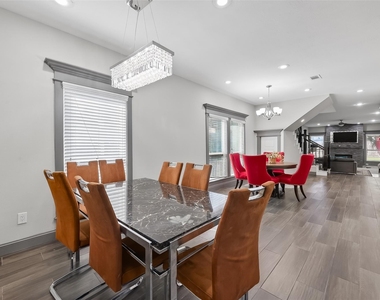 11280 Braes Forest Drive - Photo Thumbnail 16