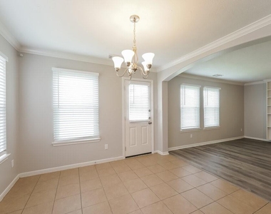 2614 Elder Park Court - Photo Thumbnail 6