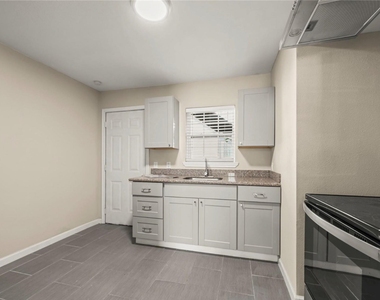 2803 Cleburne Street - Photo Thumbnail 1