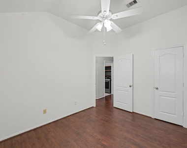 7023 Durango Creek Drive - Photo Thumbnail 17