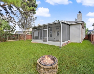 7023 Durango Creek Drive - Photo Thumbnail 24