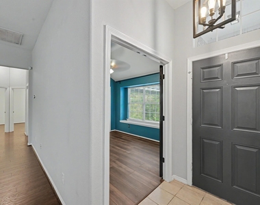 7023 Durango Creek Drive - Photo Thumbnail 4