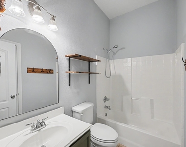 7023 Durango Creek Drive - Photo Thumbnail 18