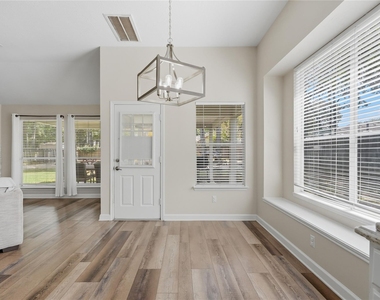 28826 Forest Hill Drive - Photo Thumbnail 8