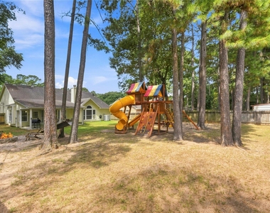 28826 Forest Hill Drive - Photo Thumbnail 36