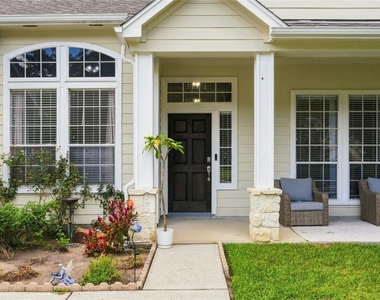 28826 Forest Hill Drive - Photo Thumbnail 2
