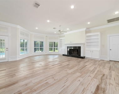 5406 Kings Ransom Court - Photo Thumbnail 7