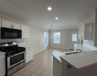 2131 Pickwick Pines Drive - Photo Thumbnail 8