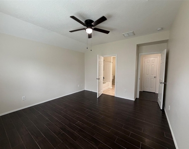 2131 Pickwick Pines Drive - Photo Thumbnail 10