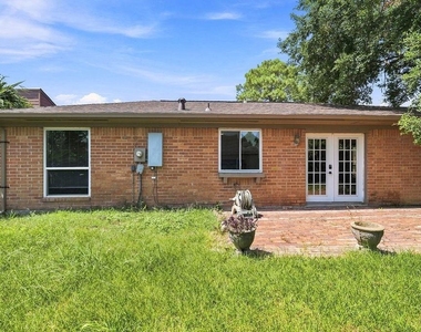 15706 Cavendish Drive - Photo Thumbnail 47