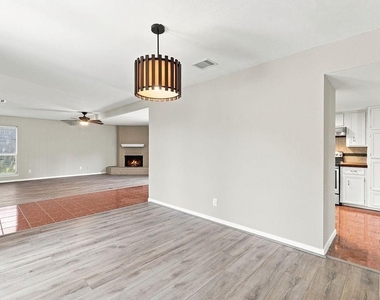 15706 Cavendish Drive - Photo Thumbnail 17