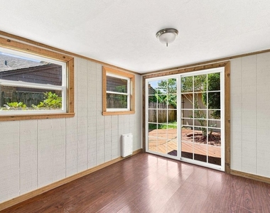 15706 Cavendish Drive - Photo Thumbnail 24