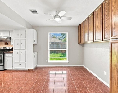 15706 Cavendish Drive - Photo Thumbnail 23