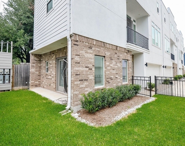 5903 Val Verde Street - Photo Thumbnail 4