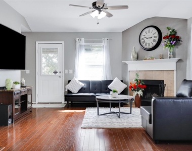 15767 Cotton Tail Lane - Photo Thumbnail 4