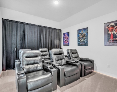 13520 Leeward Edge Drive - Photo Thumbnail 13