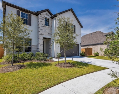 13520 Leeward Edge Drive - Photo Thumbnail 24