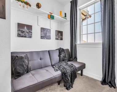 13520 Leeward Edge Drive - Photo Thumbnail 18