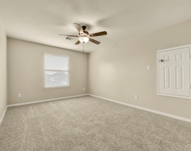 5002 Creekside Avenue - Photo Thumbnail 21