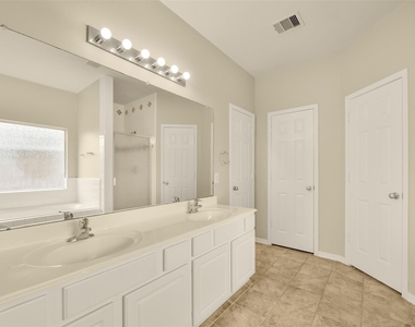 5002 Creekside Avenue - Photo Thumbnail 14