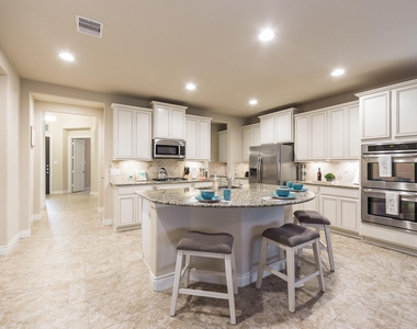6602 Sterling Shores Lane - Photo Thumbnail 10
