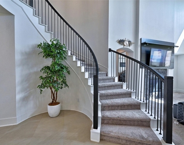 6211 Shore Ridge Court - Photo Thumbnail 1