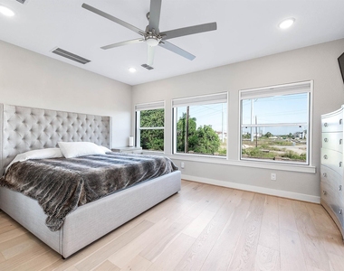3102 Somerset Levens Lane - Photo Thumbnail 13