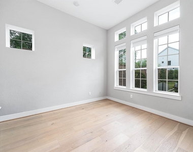 3102 Somerset Levens Lane - Photo Thumbnail 1