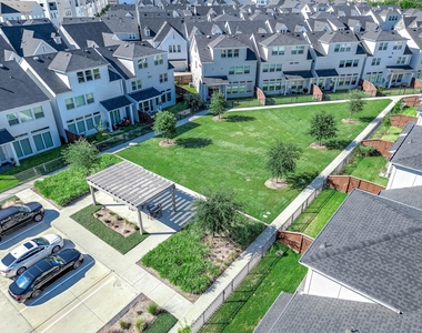 3102 Somerset Levens Lane - Photo Thumbnail 29