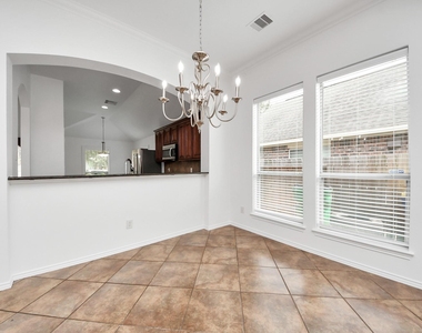 15 Palm Desert Drive - Photo Thumbnail 7