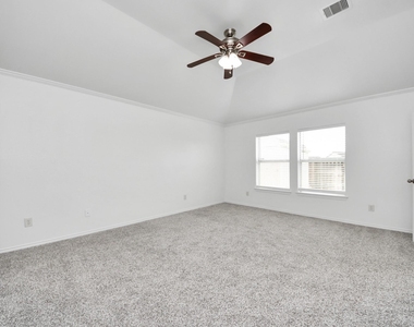15 Palm Desert Drive - Photo Thumbnail 18