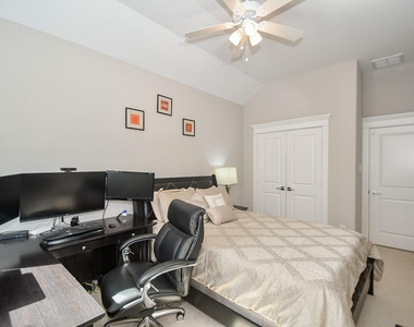 5611 Petty Street - Photo Thumbnail 26