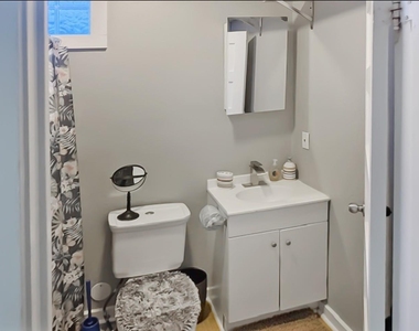 5313 Avenue K - Photo Thumbnail 12