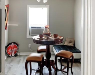 5313 Avenue K - Photo Thumbnail 7