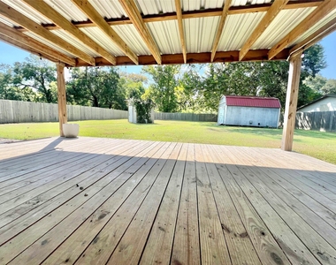 4410 Jackson Street - Photo Thumbnail 36